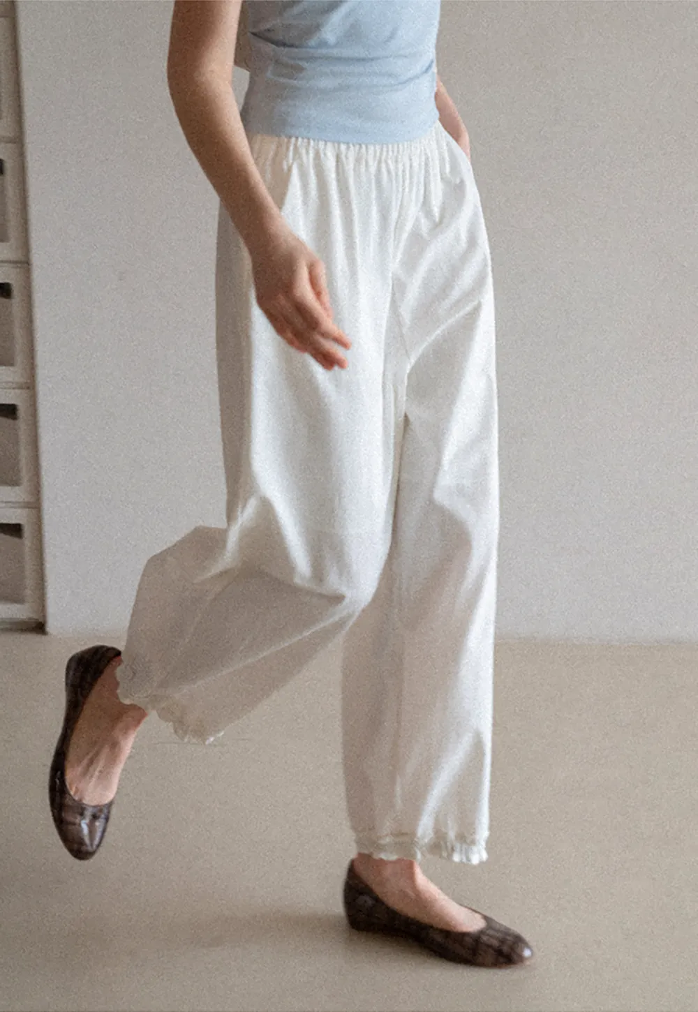 Wide leg casual pants with elastic waist and cuffs
