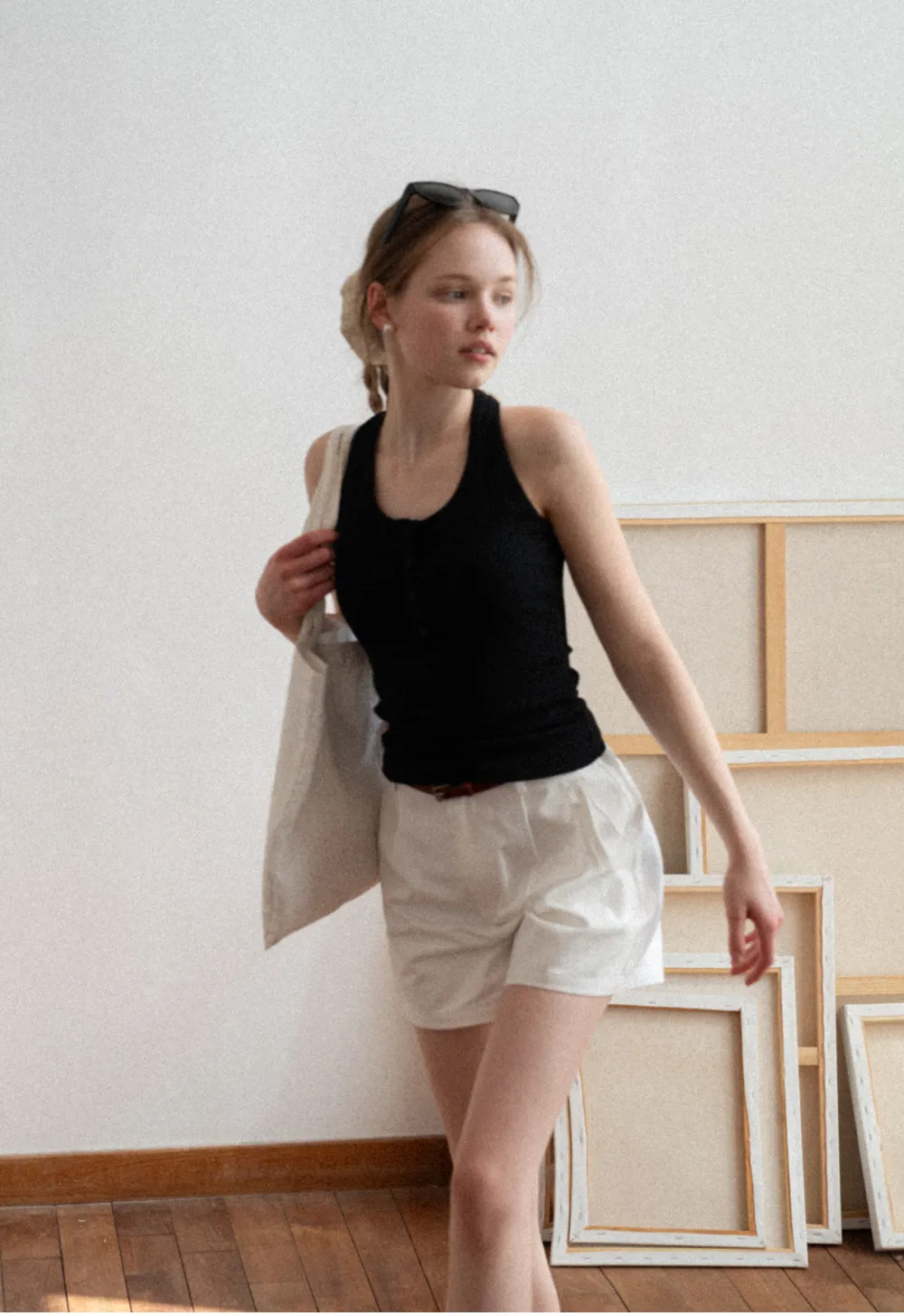 High waist pleated casual shorts with belt loop