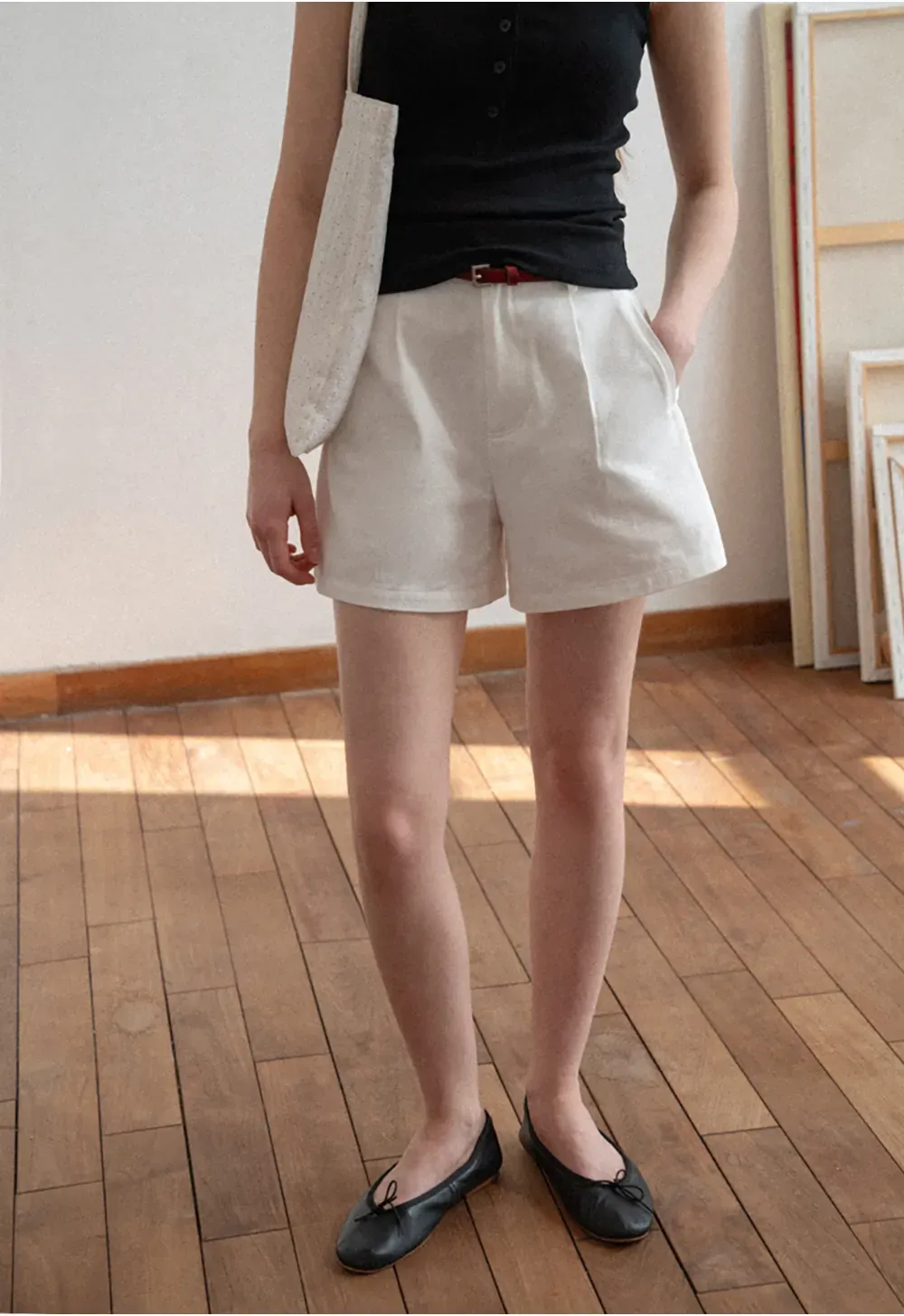 High waist pleated casual shorts with belt loop