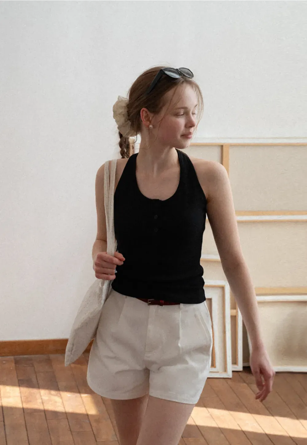 High waist pleated casual shorts with belt loop