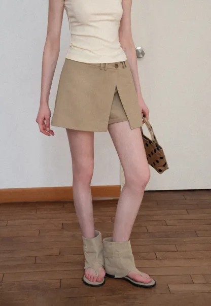 Short skirt with front overlap and belt loops