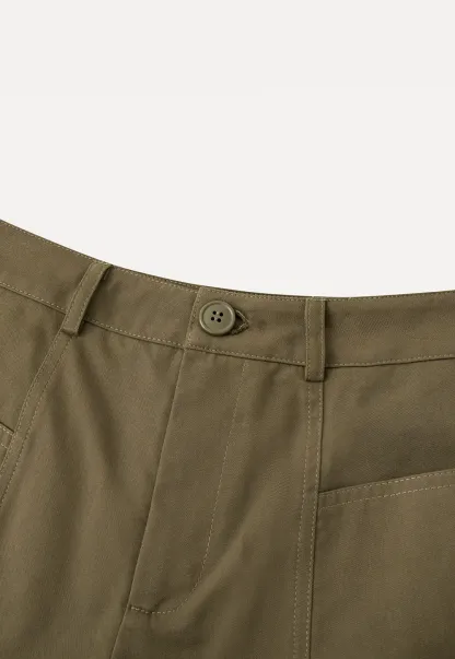 High Waisted Pleated Shorts with Front Pockets