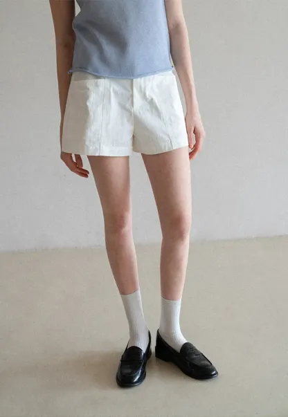 High Waisted Pleated Shorts with Front Pockets