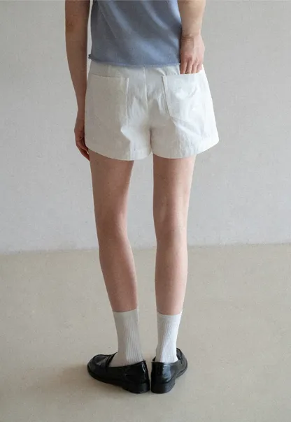 High Waisted Pleated Shorts with Front Pockets