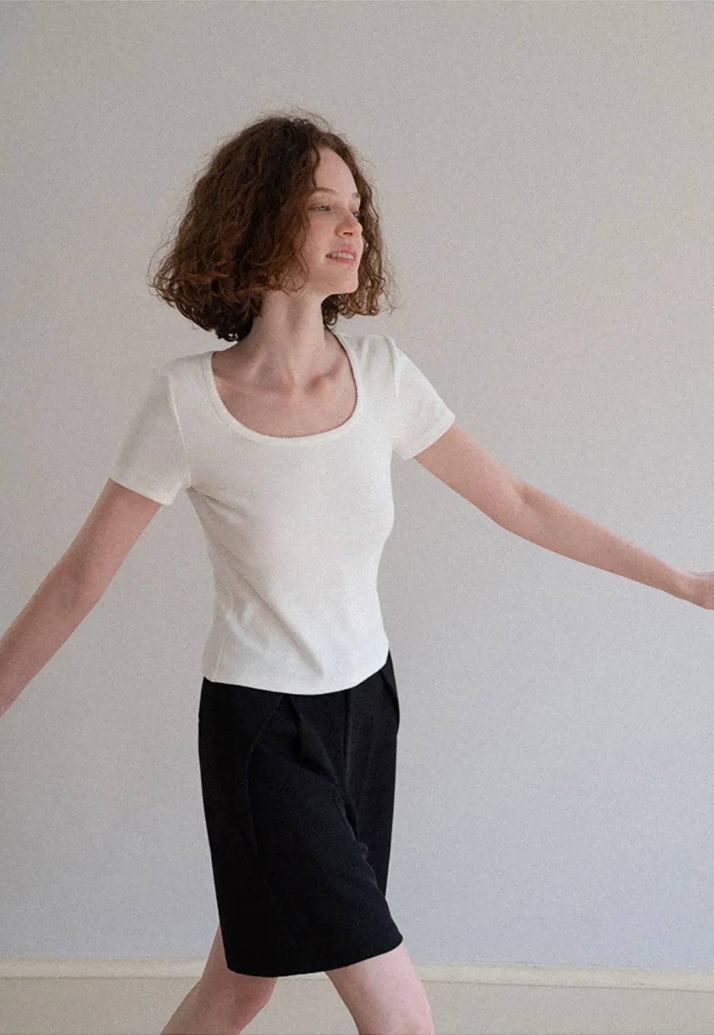 Pleated High Waist Cropped Casual Pants