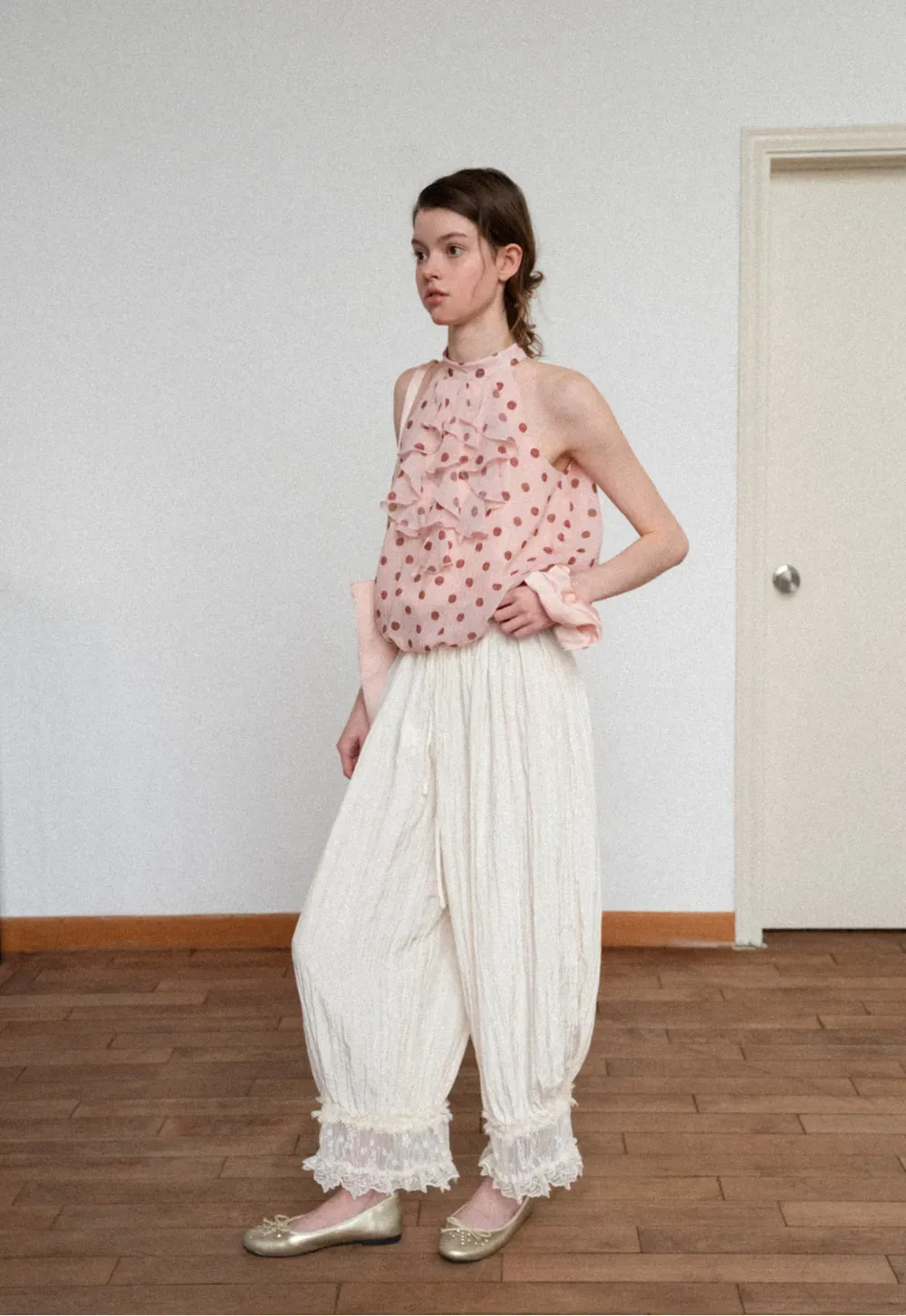 Lace Trimmed Pleated Wide Leg Casual Pants