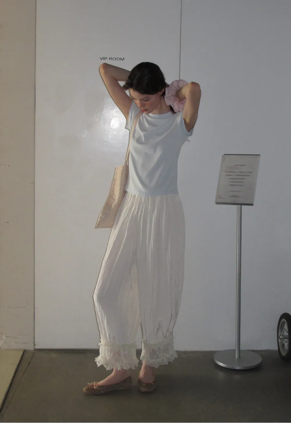 Lace Trimmed Pleated Wide Leg Casual Pants