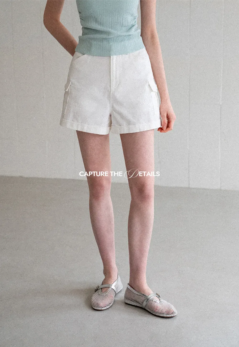 High Waist Cargo Shorts With Cuffed Hem