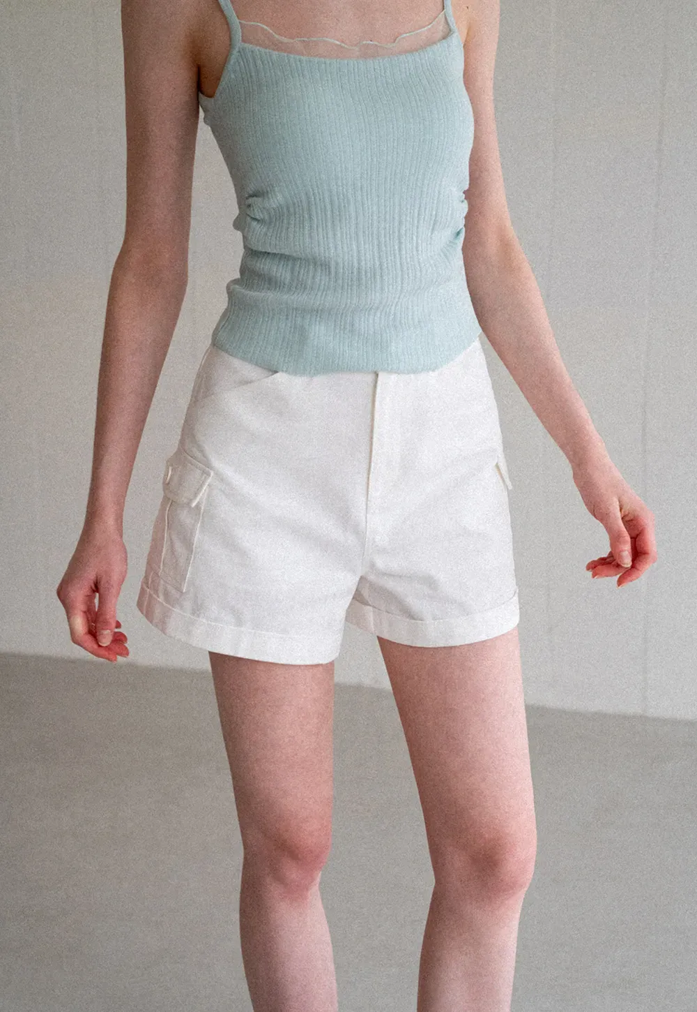 High Waist Cargo Shorts With Cuffed Hem