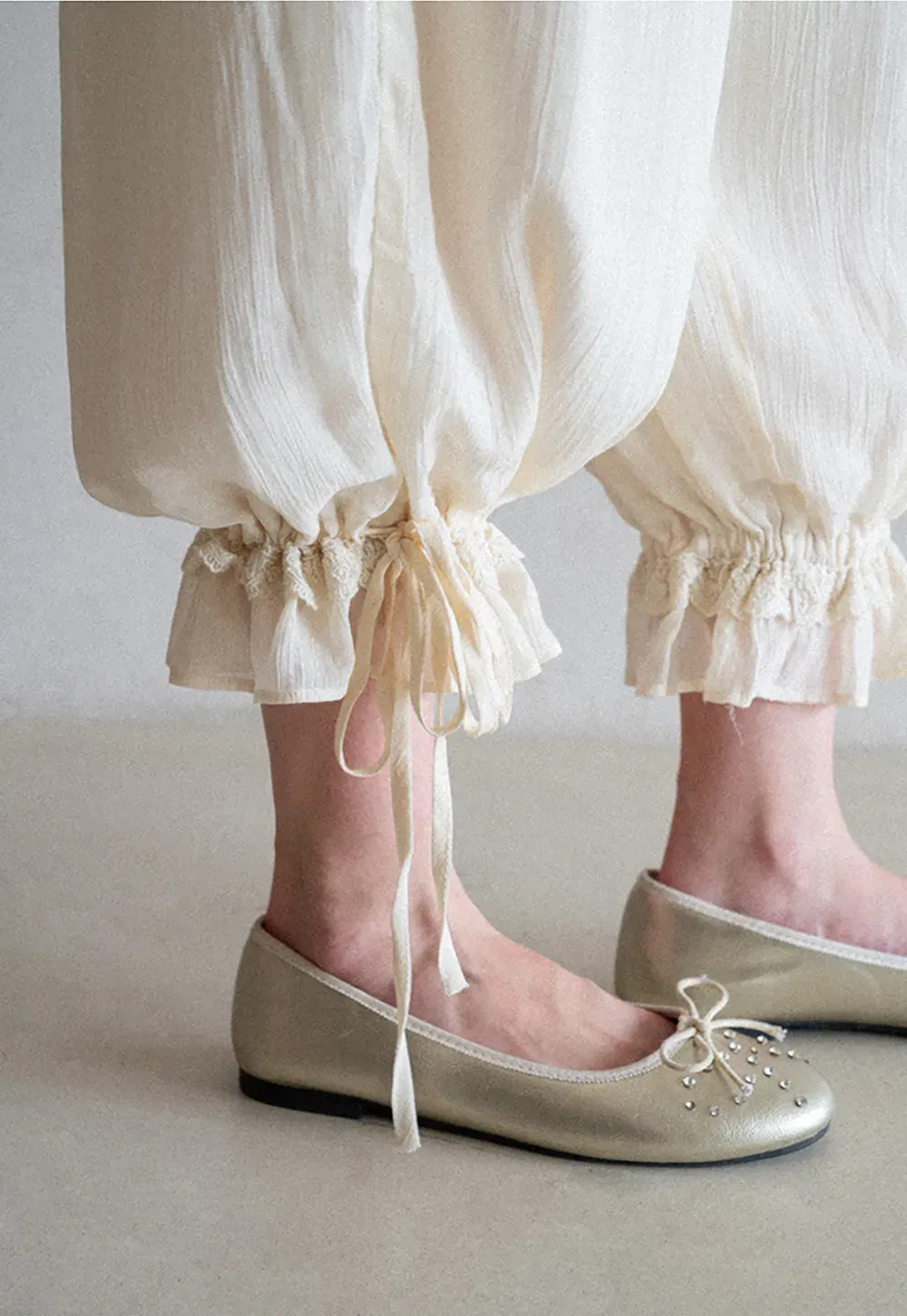 Loose Fit Drawstring Pants with Ruffled Cuffs