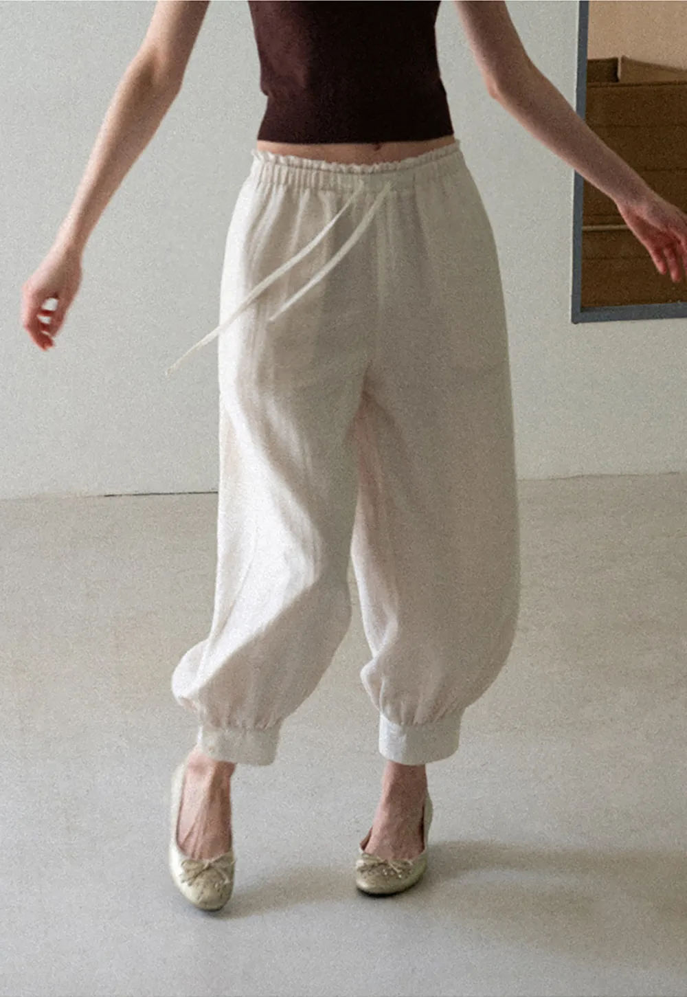 Drawstring Waist Relaxed Fit Casual Pants