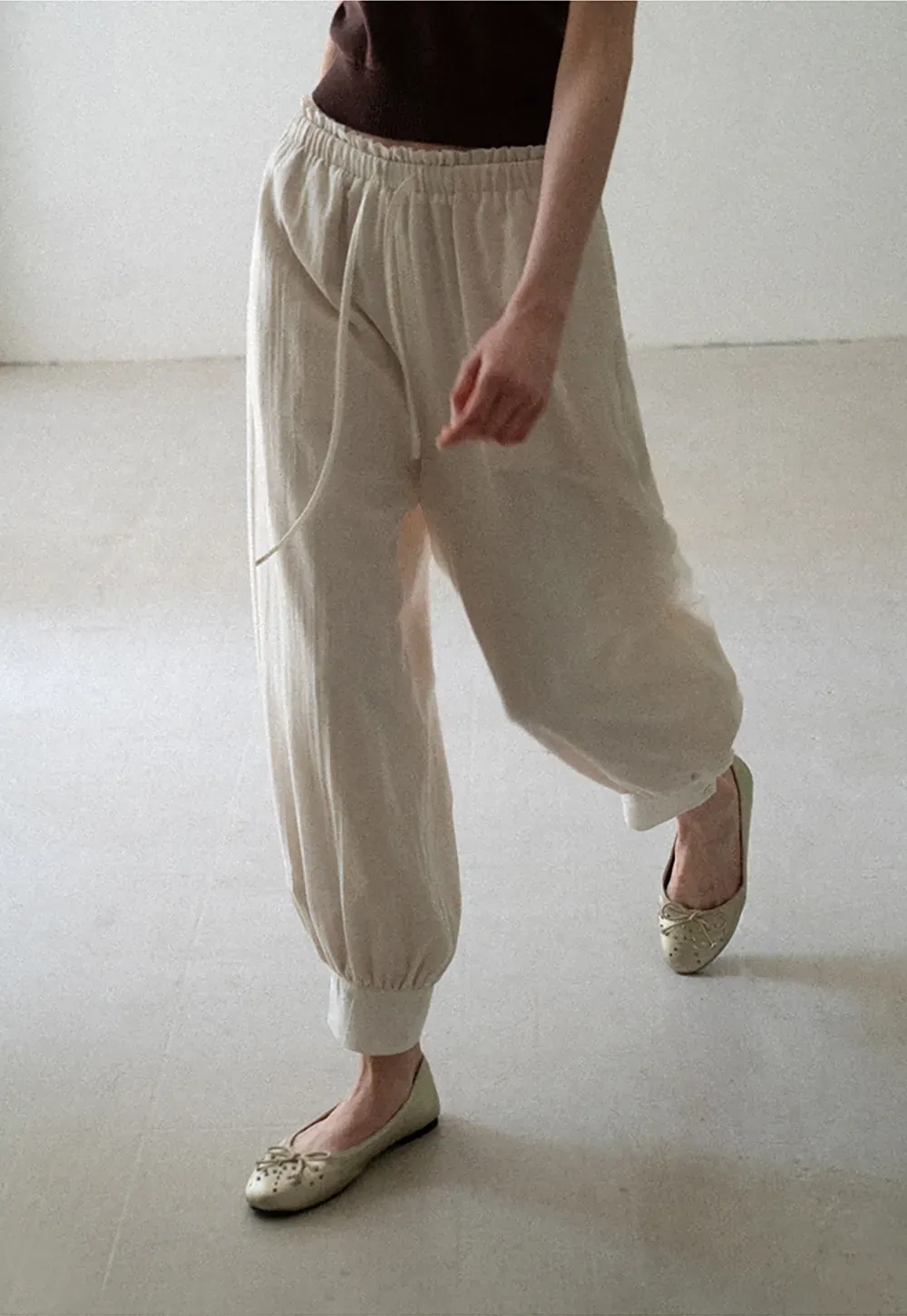 Drawstring Waist Relaxed Fit Casual Pants