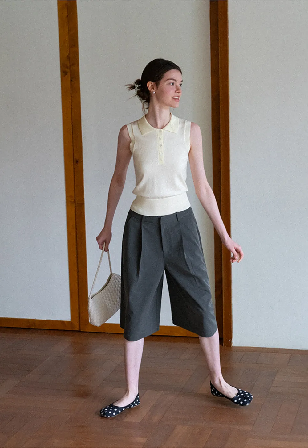 Pleated Wide Leg Cropped Pants