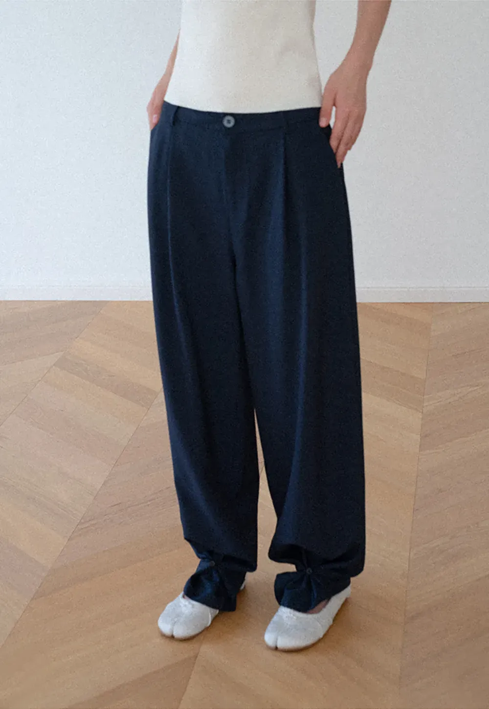 Wide Leg Pleated Casual Pants