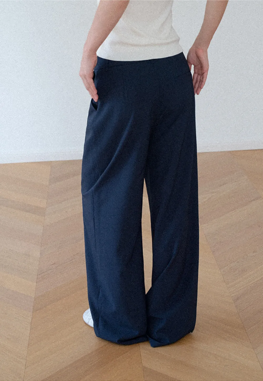 Wide Leg Pleated Casual Pants