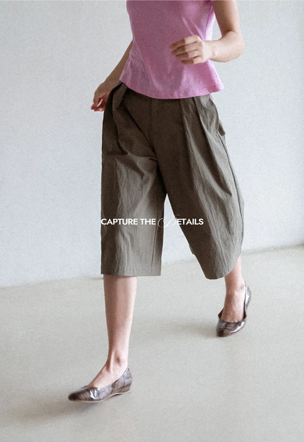 Pleated Wide Leg Cropped Casual Pants