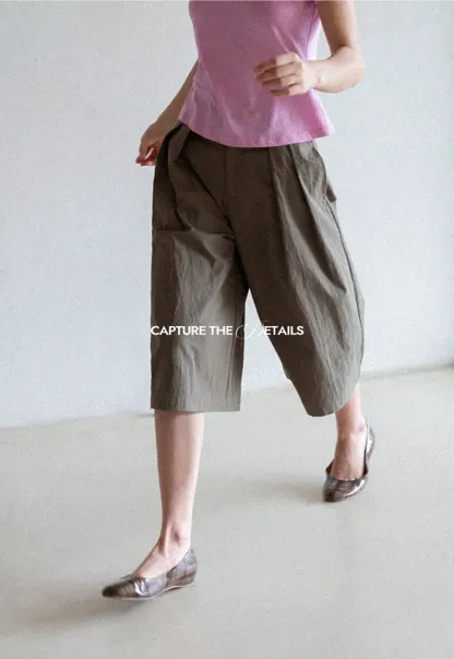 Pleated Wide Leg Cropped Casual Pants