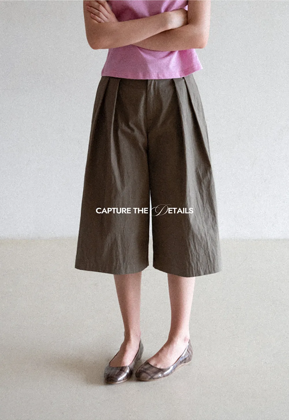 Pleated Wide Leg Cropped Casual Pants