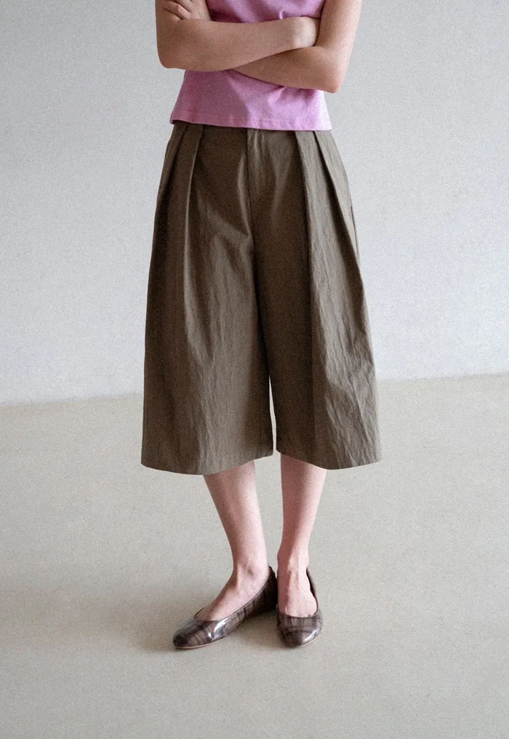Pleated Wide Leg Cropped Casual Pants