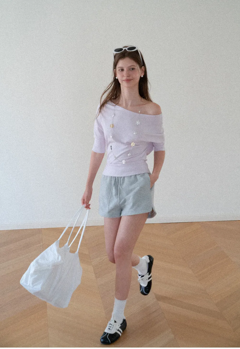 Drawstring Waist Cropped Sweatshorts