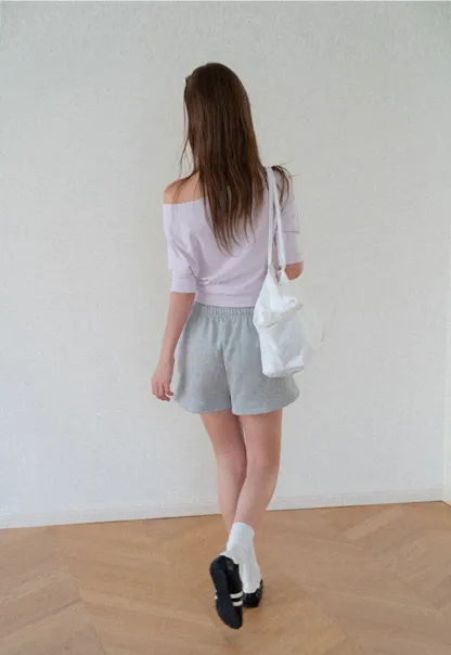 Drawstring Waist Cropped Sweatshorts