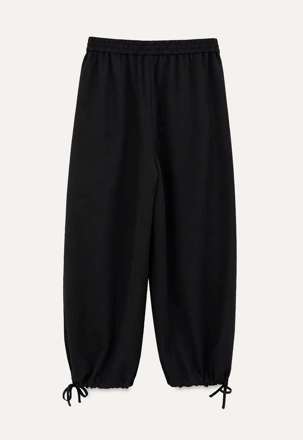 Lässige, lässige Hose mit kurzem, weitem Bein und Kordelzugbund