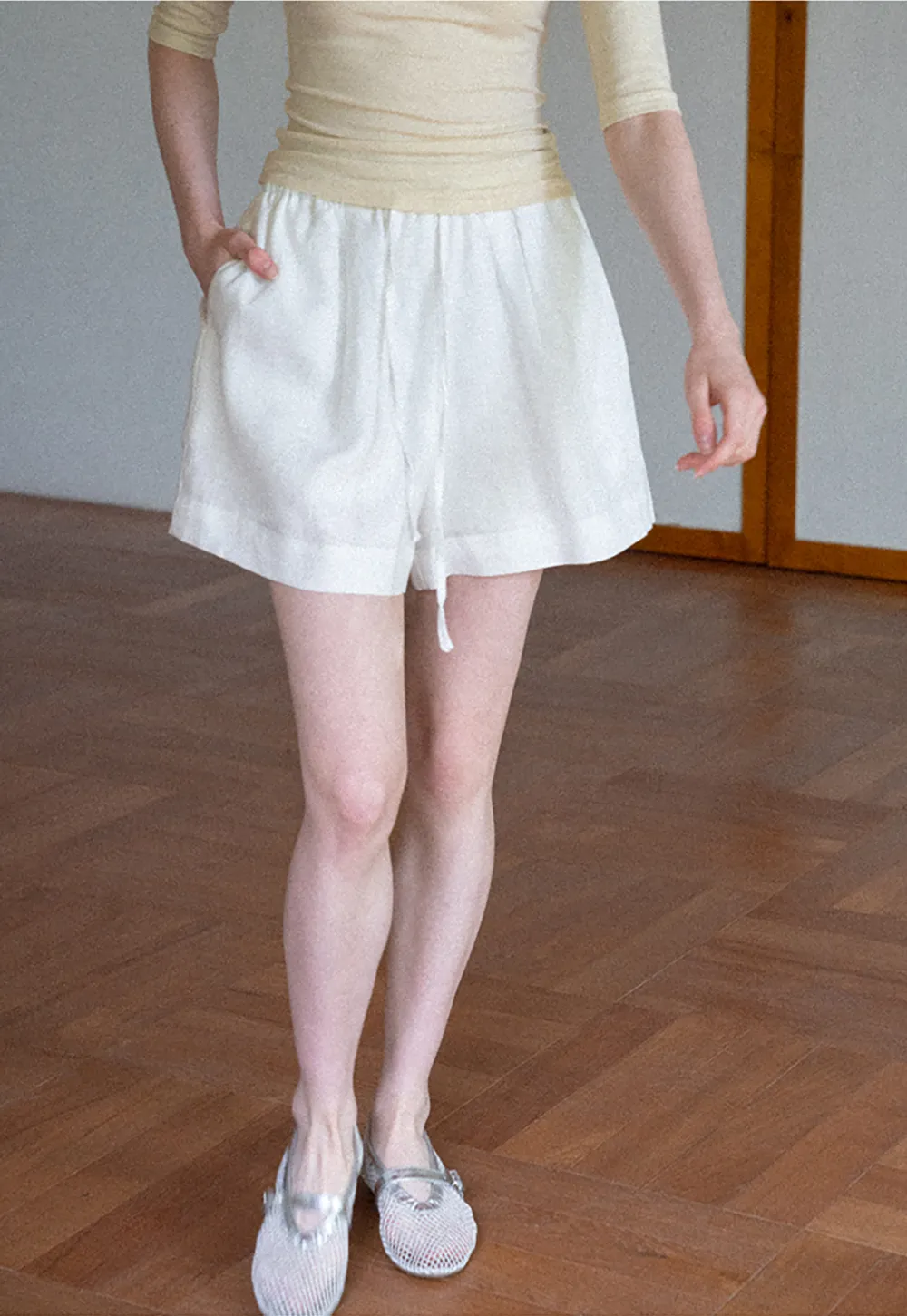 Elastic Waist Pleated Loose Fit Casual Pants