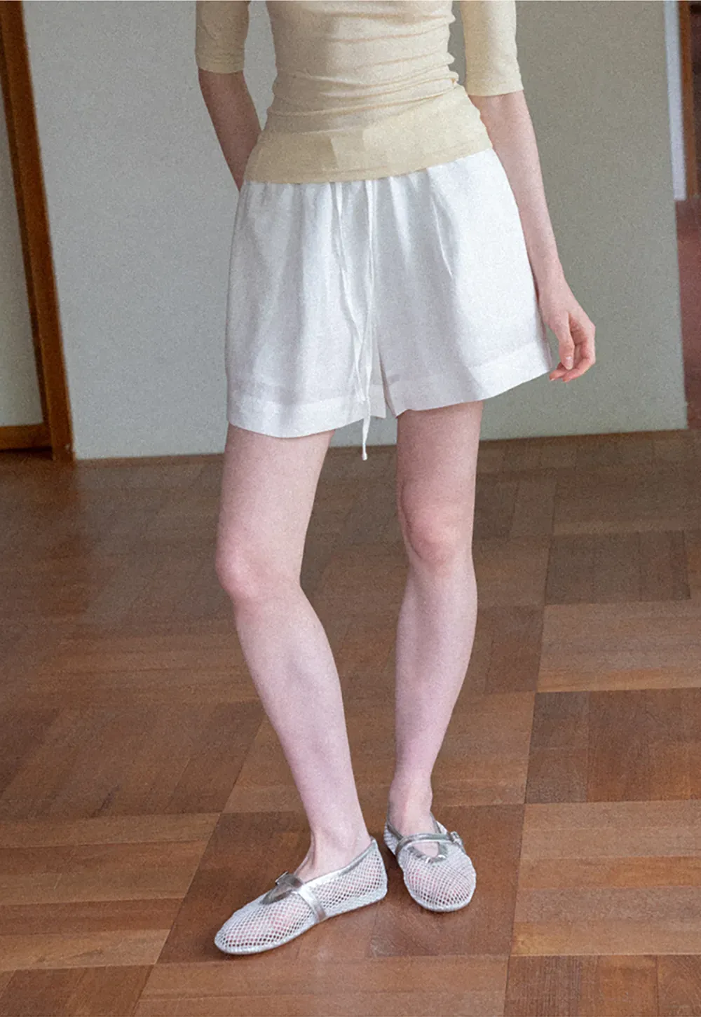 Elastic Waist Pleated Loose Fit Casual Pants