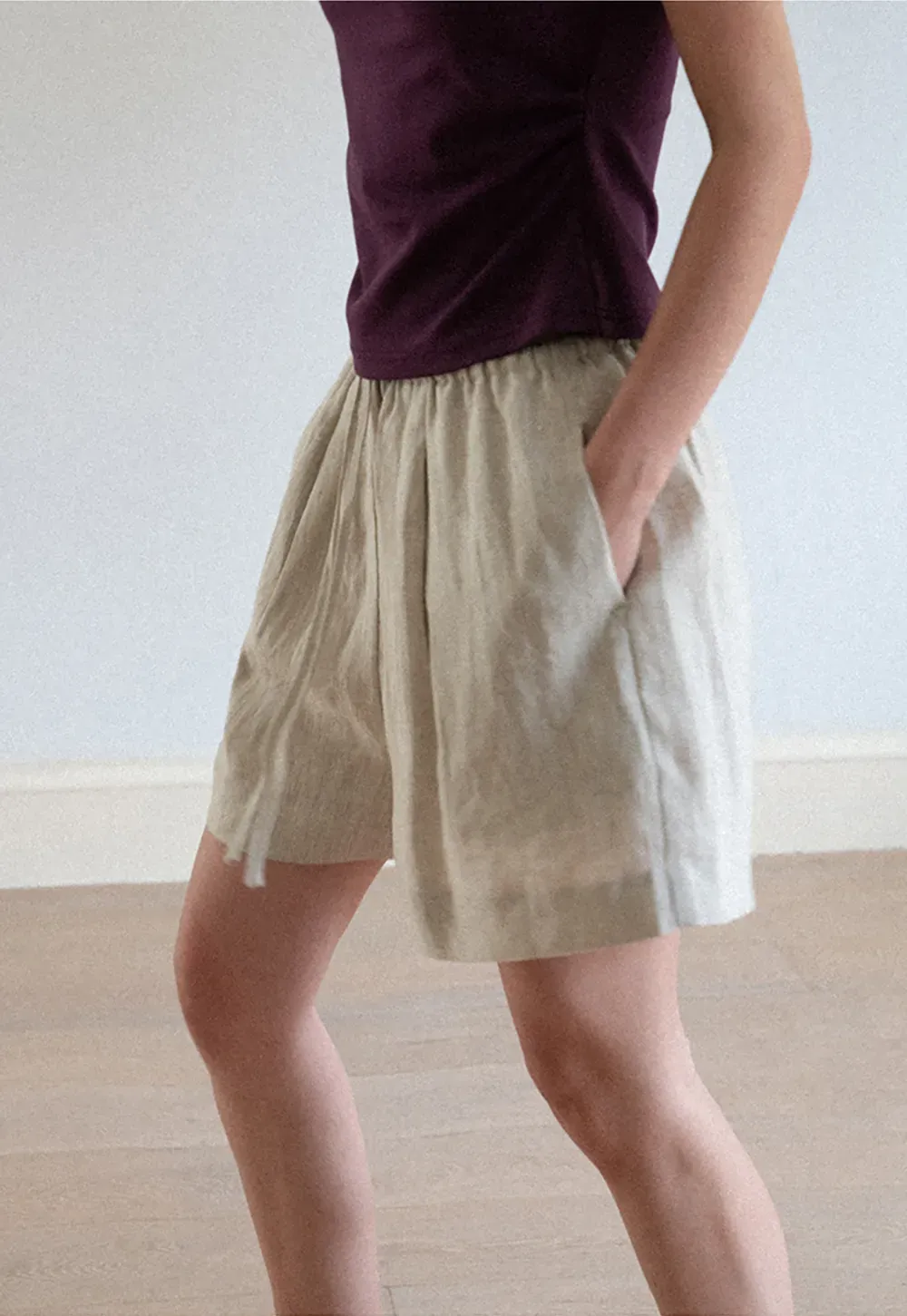 Elastic Waist Pleated Loose Fit Casual Pants