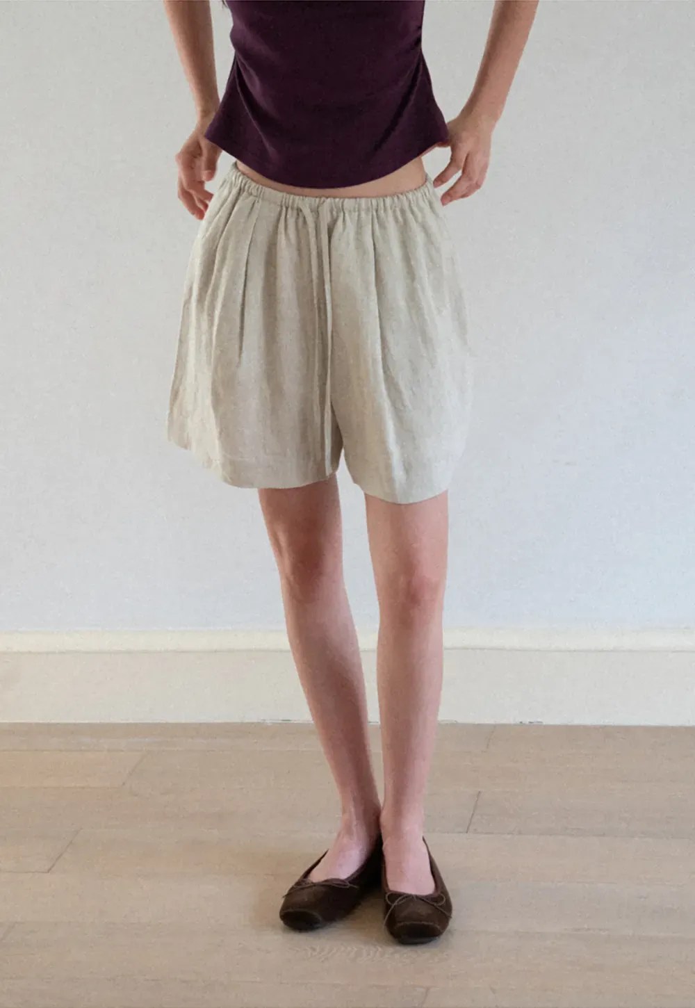 Elastic Waist Pleated Loose Fit Casual Pants