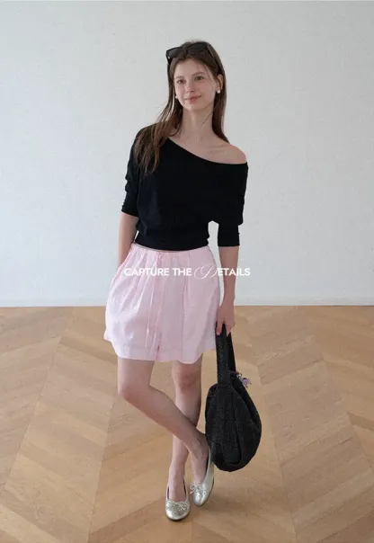 Elastic Waist Pleated Loose Fit Casual Pants