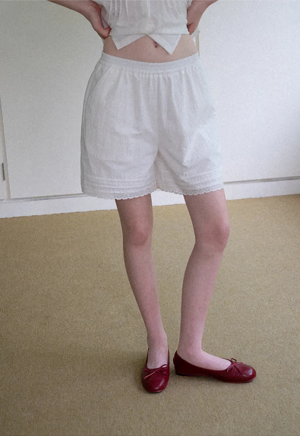 Lace Trim Cropped Shorts