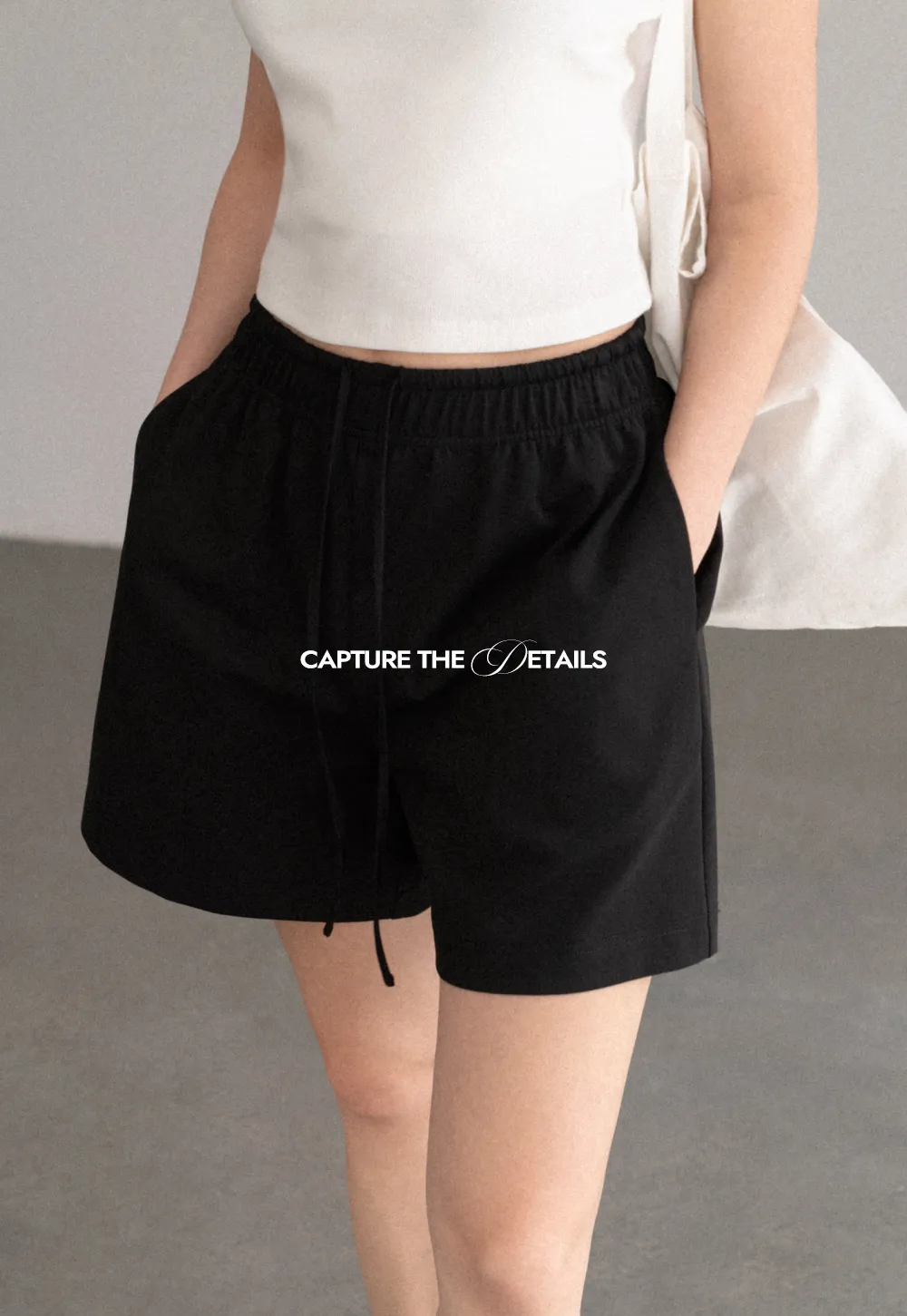 Drawstring Waist Relaxed Fit Casual Shorts