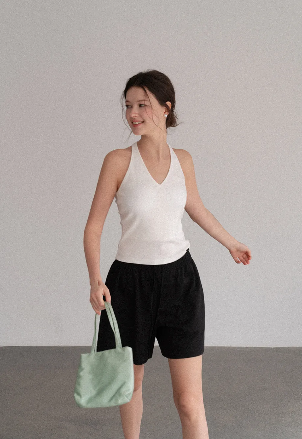 Drawstring Waist Relaxed Fit Casual Shorts