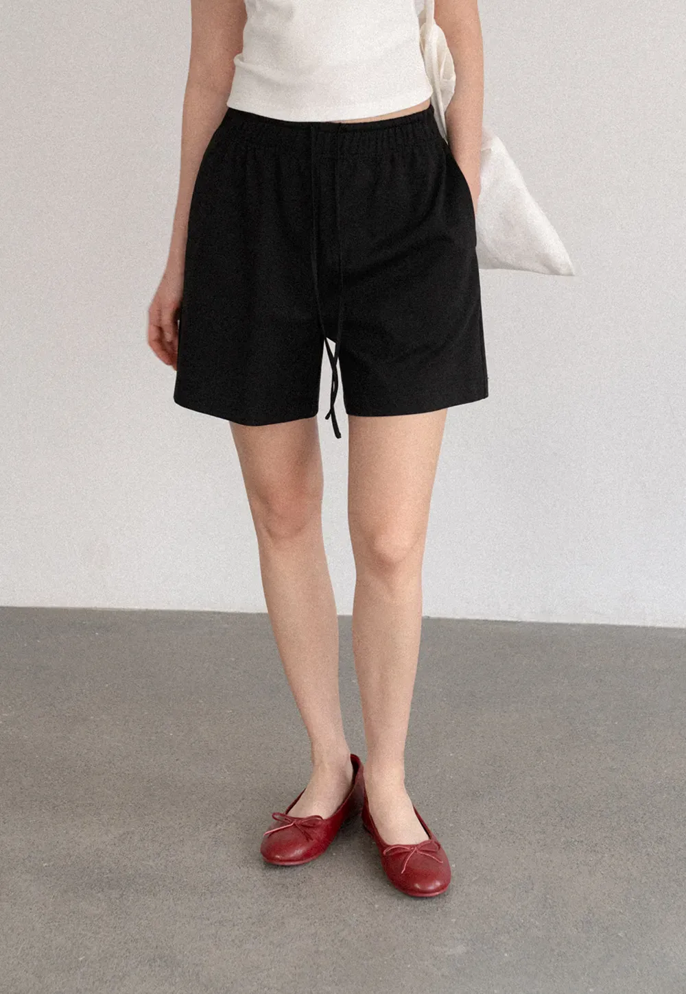 Drawstring Waist Relaxed Fit Casual Shorts