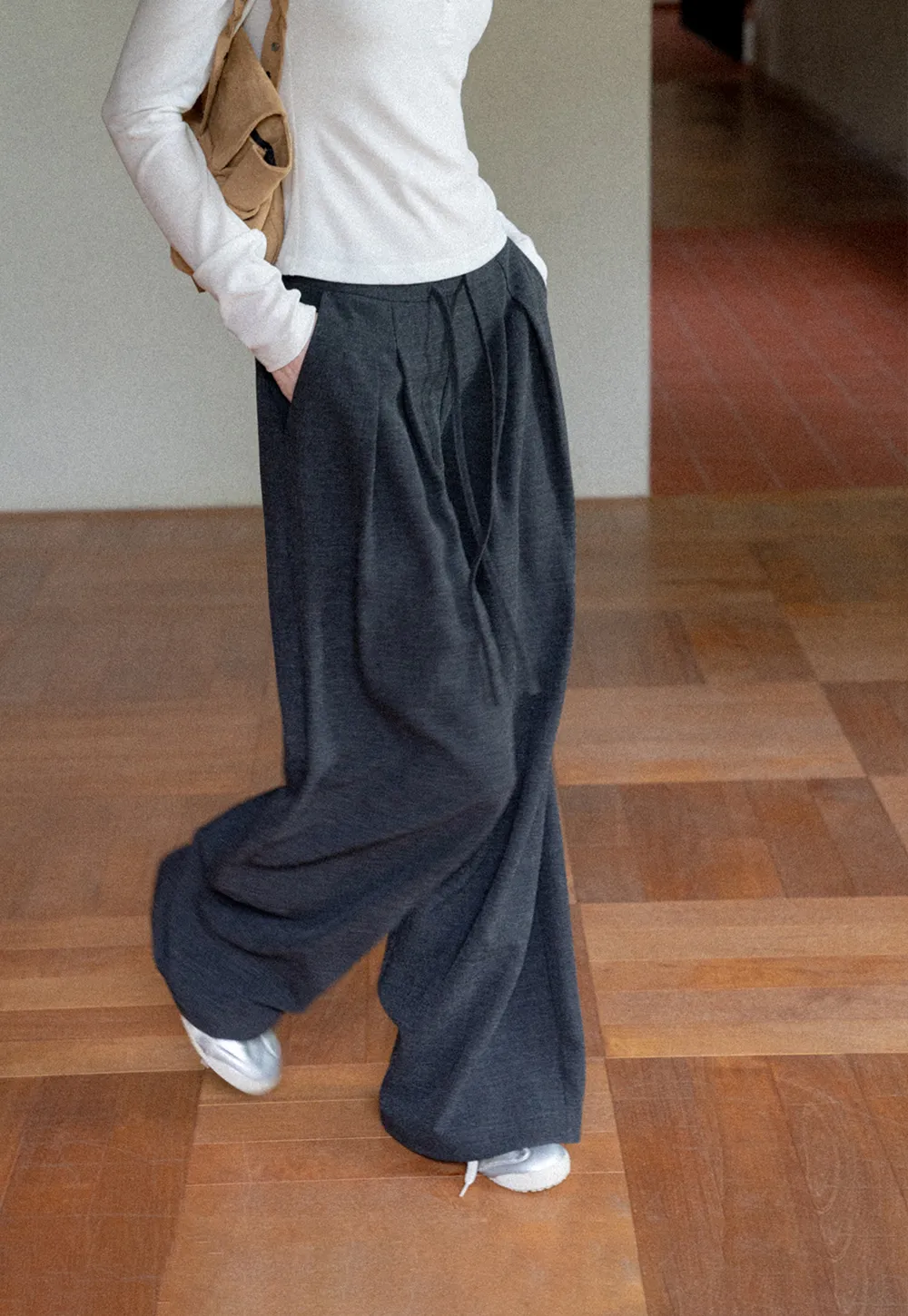 Wide Leg Pleated Casual Pants