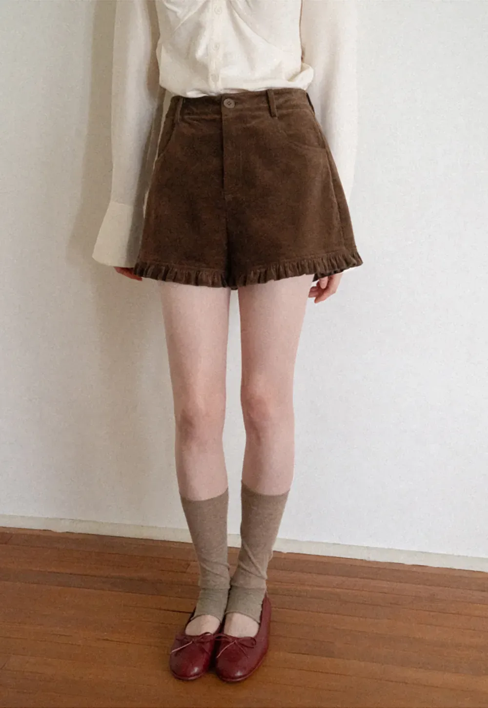 Ruffled Hem Corduroy Shorts