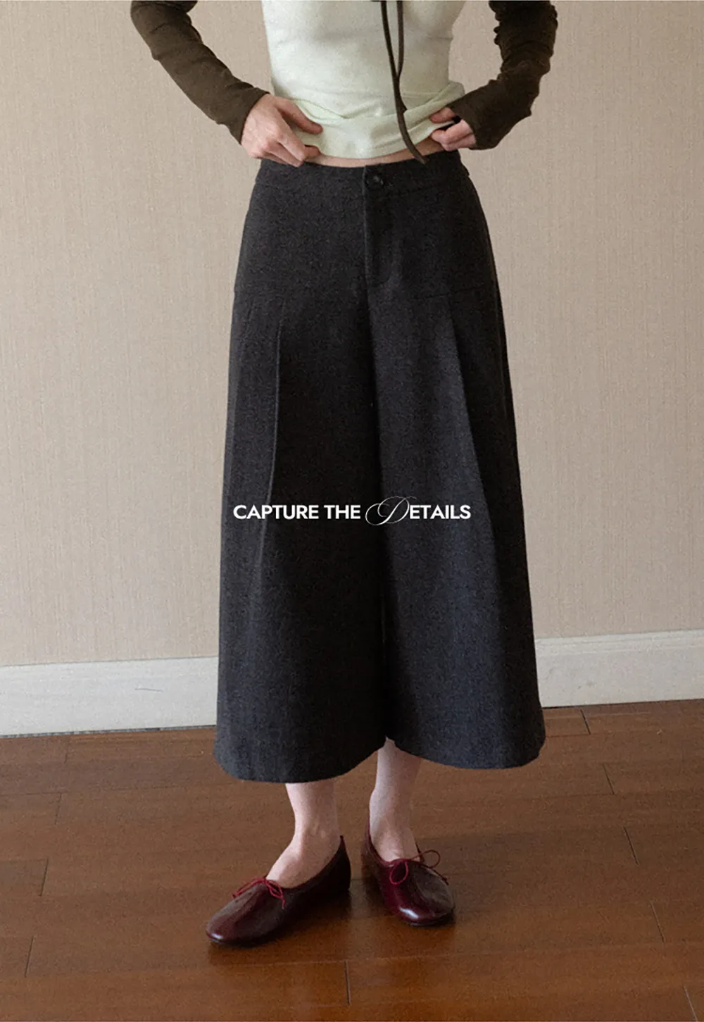 Pleated Wide Leg Cropped Casual Pants