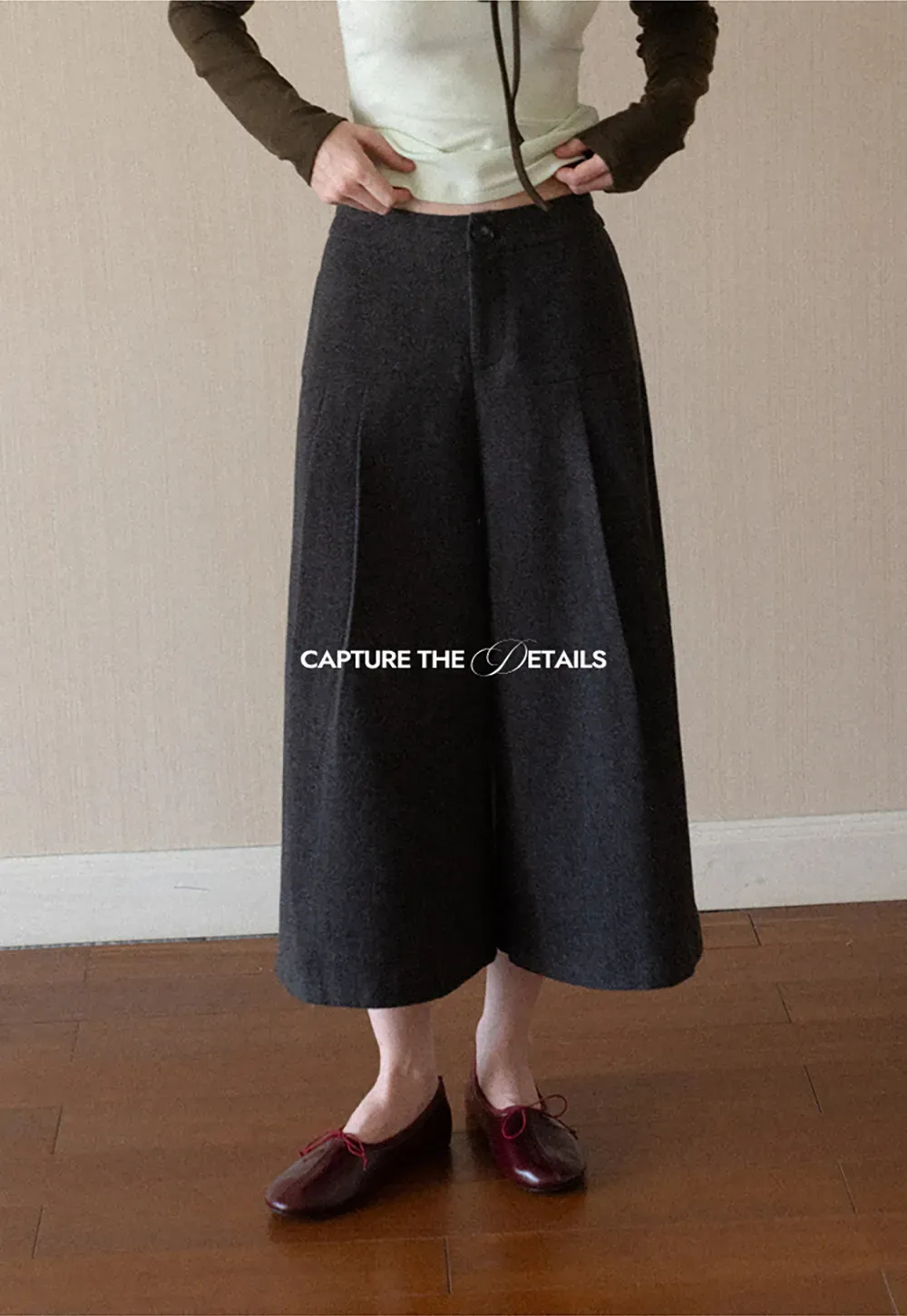 Pleated Wide Leg Cropped Casual Pants