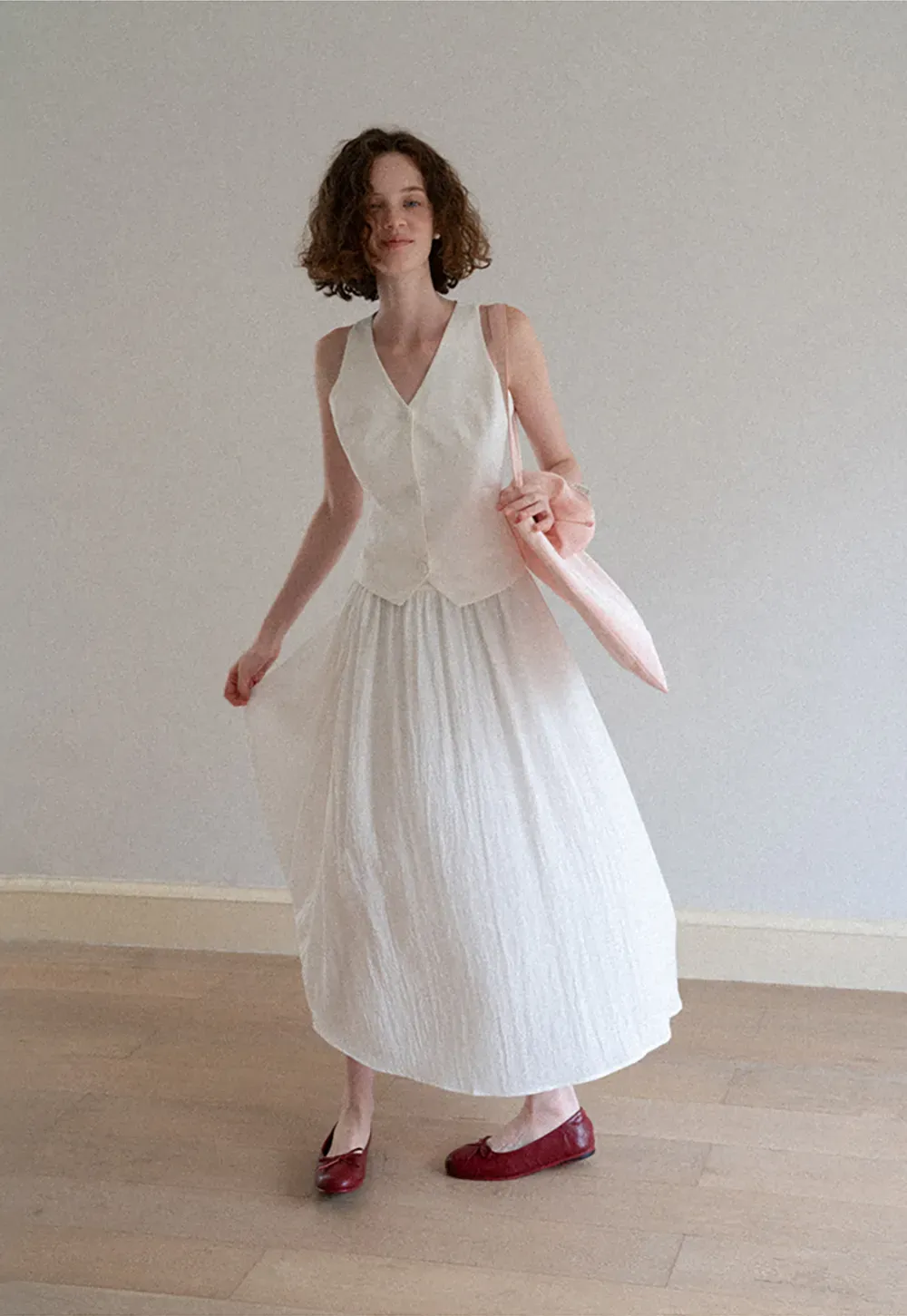 V Neck Sleeveless Tailored Vest A Line Pleated Skirt