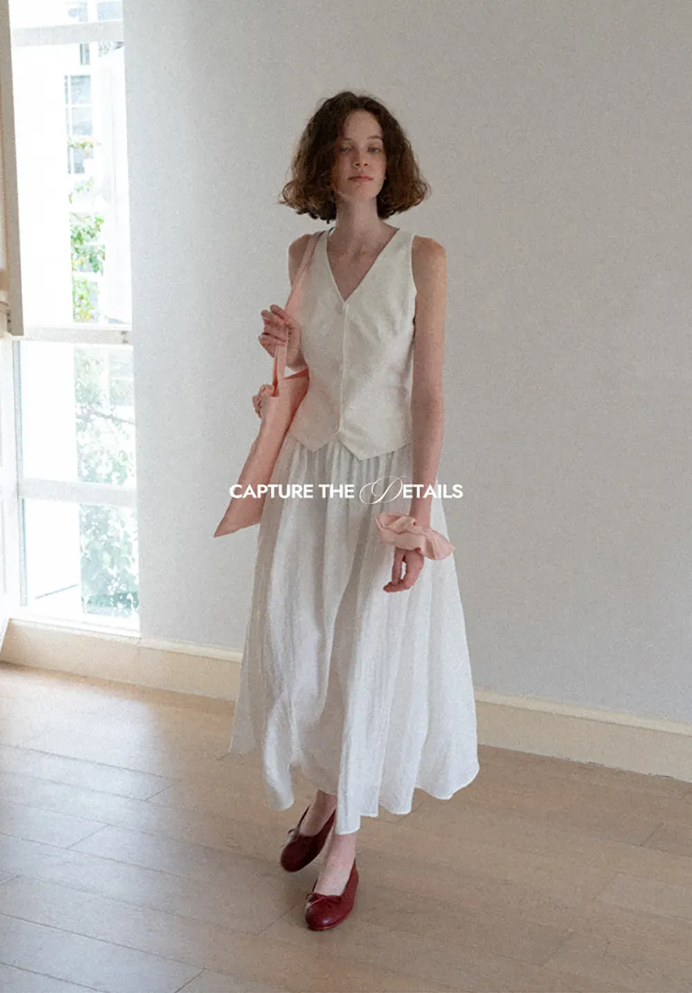 V Neck Sleeveless Tailored Vest A Line Pleated Skirt