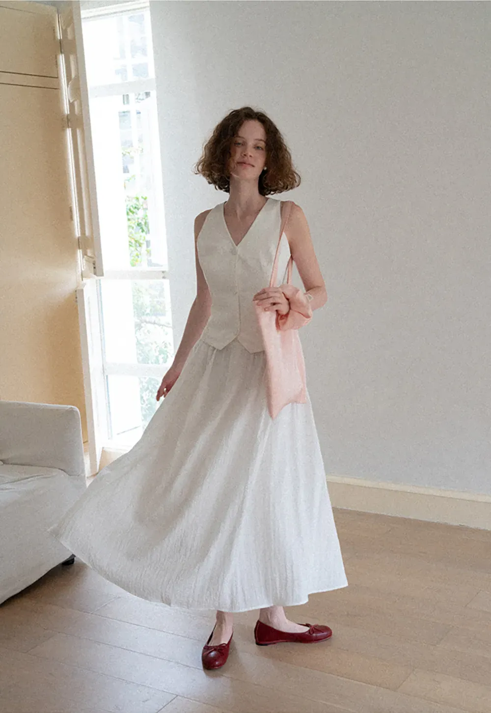 V Neck Sleeveless Tailored Vest A Line Pleated Skirt