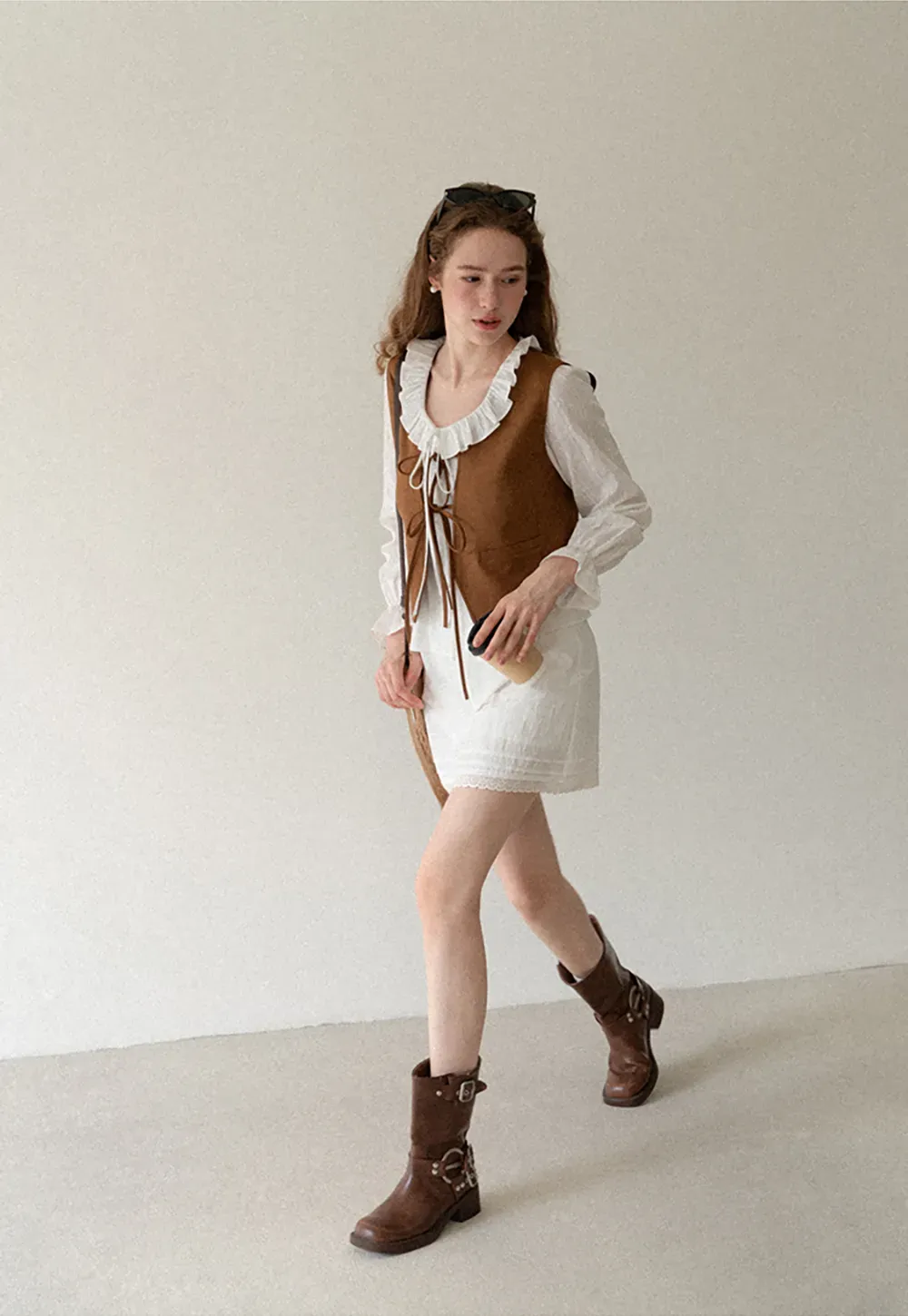 Ruffled Collar Lace Trim Vest