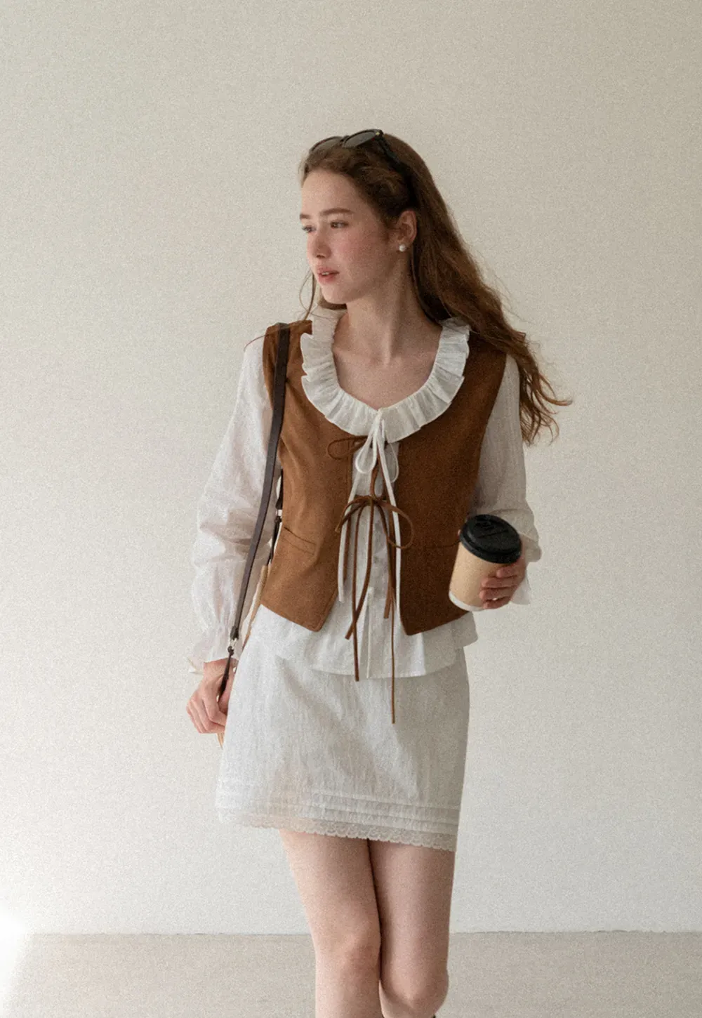 Ruffled Collar Lace Trim Vest