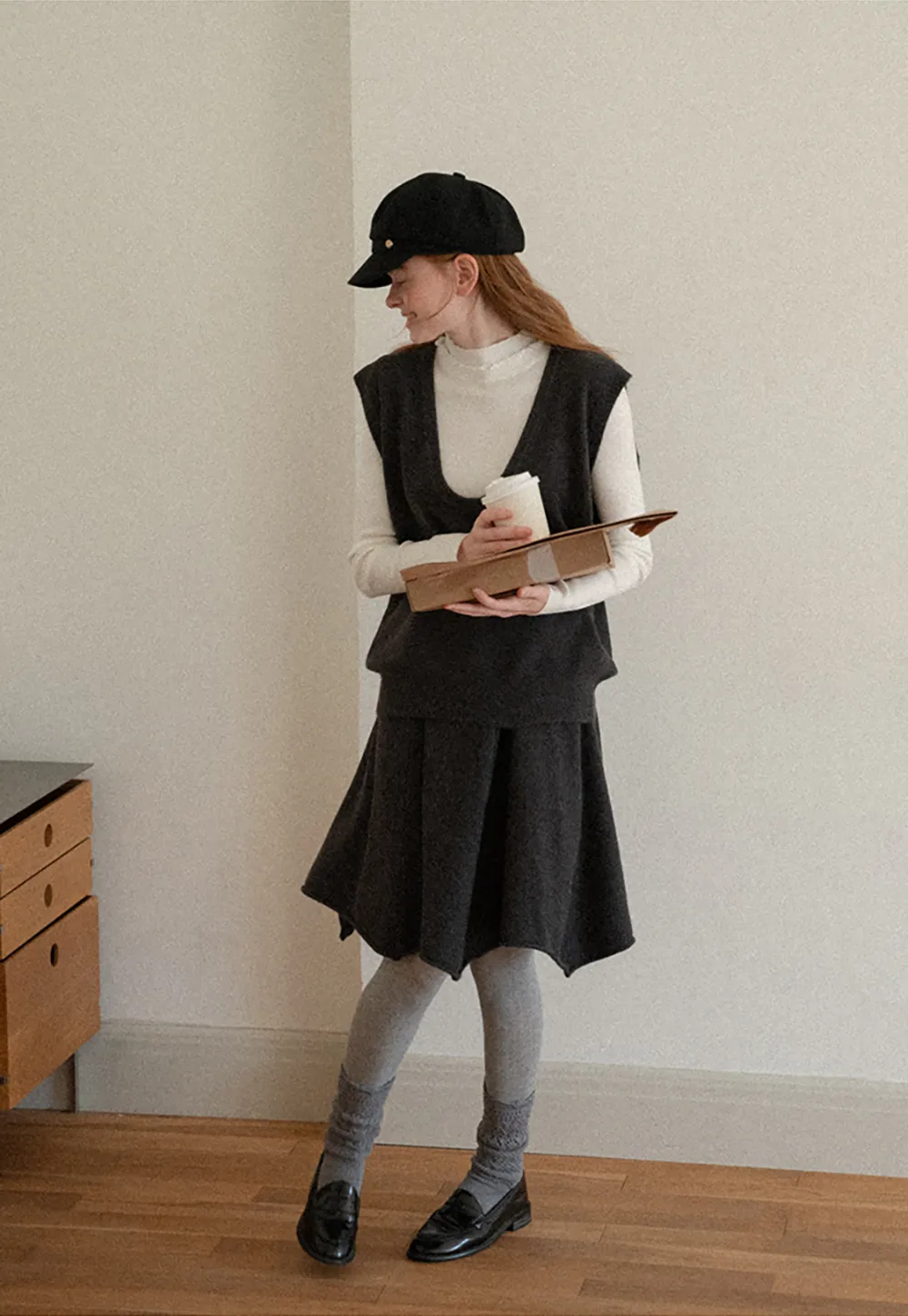 V Neck Ribbed Knit Vest and Flared Skirt Set