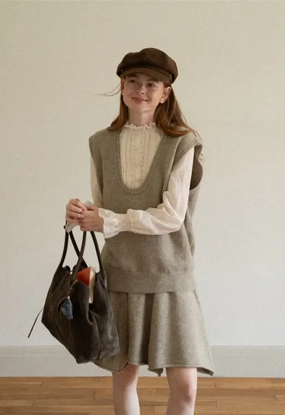 V Neck Ribbed Knit Vest and Flared Skirt Set