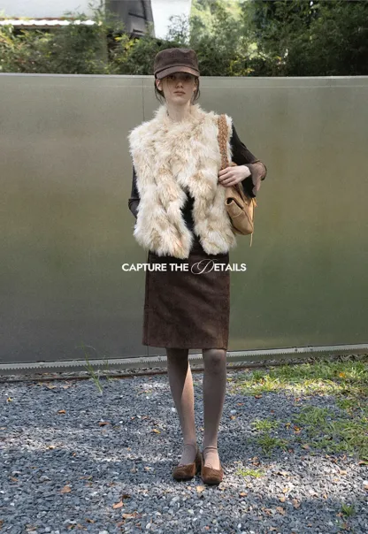 Faux Fur Trimmed Sleeveless Vest