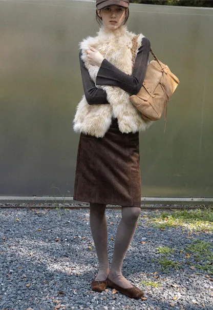 Faux Fur Trimmed Sleeveless Vest