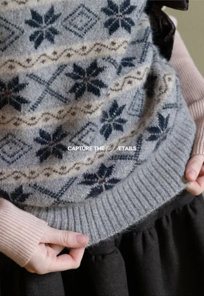 Fair Isle Patterned V Neck Knit Vest