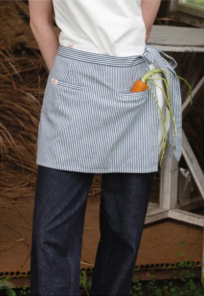 Striped Waist Apron with Front Pockets and Tie Closure
